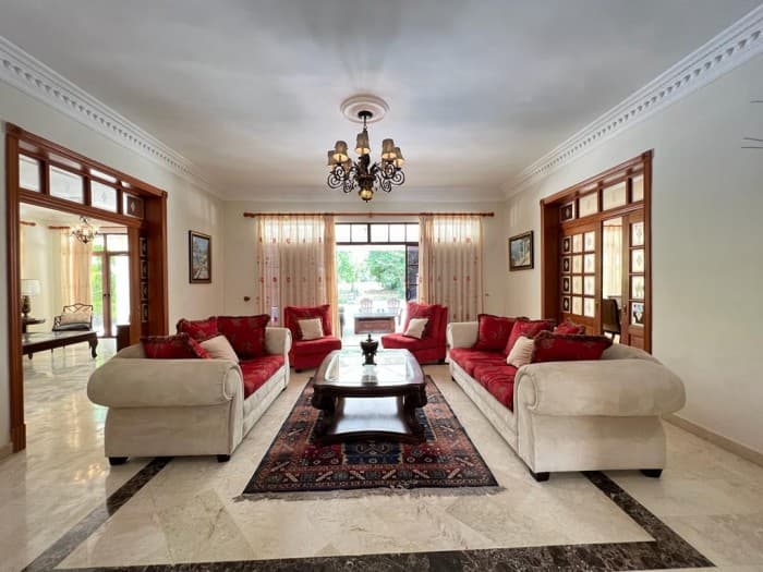 Villa amueblada en alquiler y venta en Juan Dolio - 1