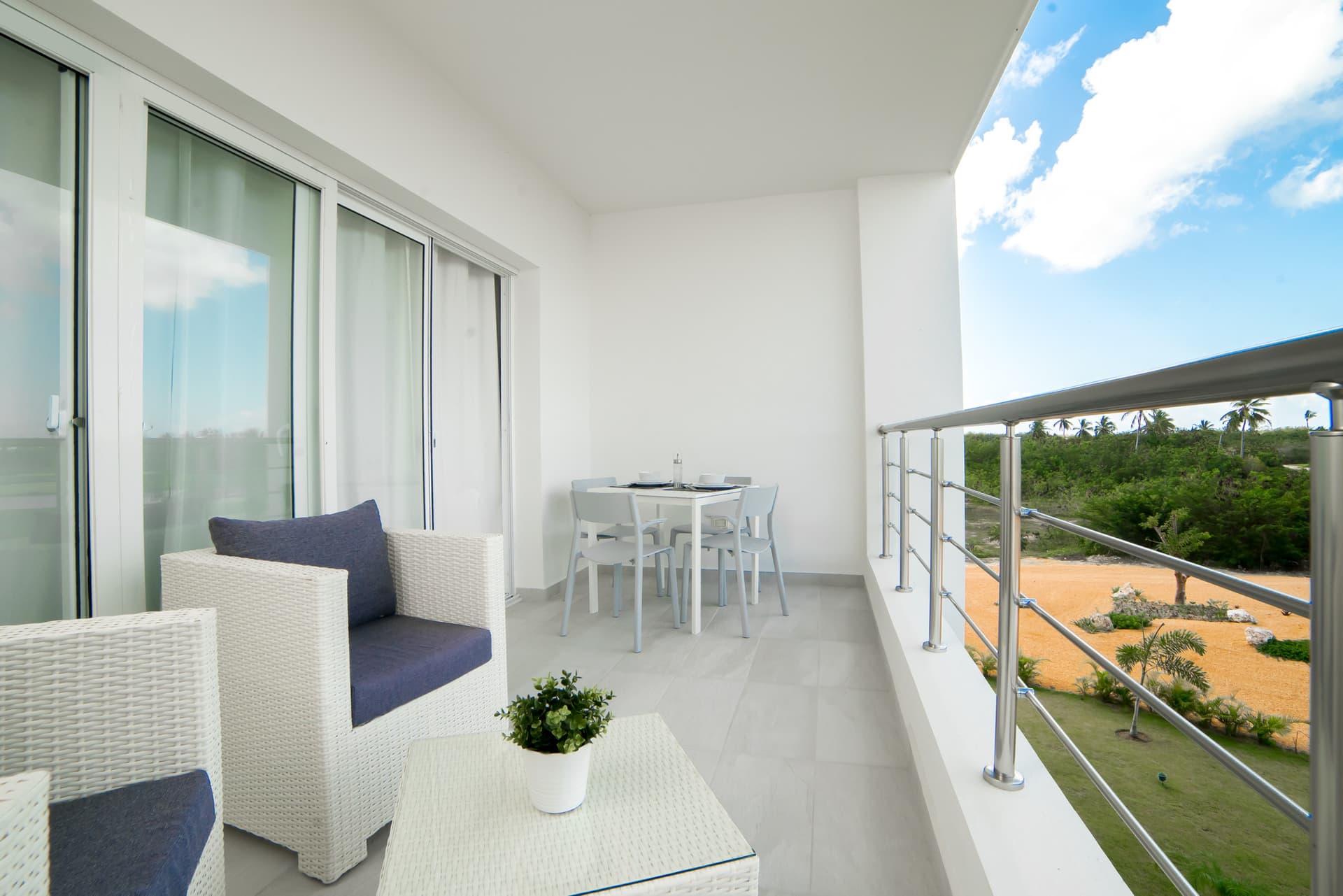 Apartamento en venta amueblado en Playa Nueva Romana - 1
