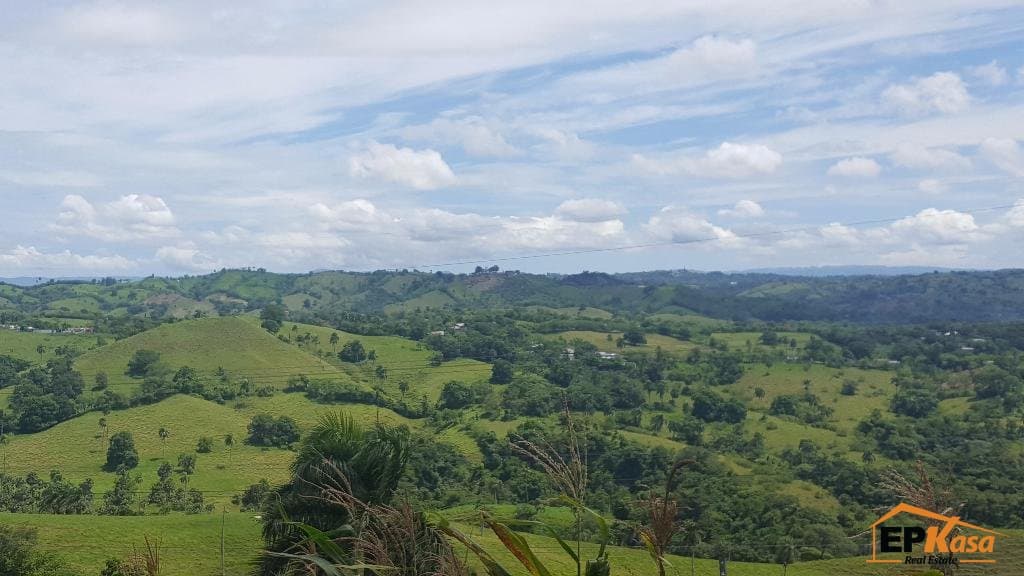 Solar de Venta con vista al Valle de La Vega - 1