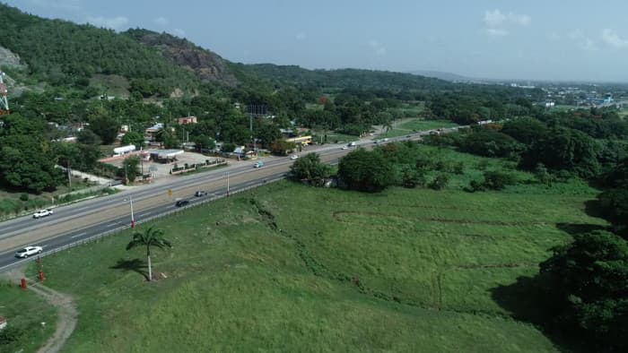 EN VENTA TERRENO EN AUTOPISTA DUARTE , LA VEGA - 1