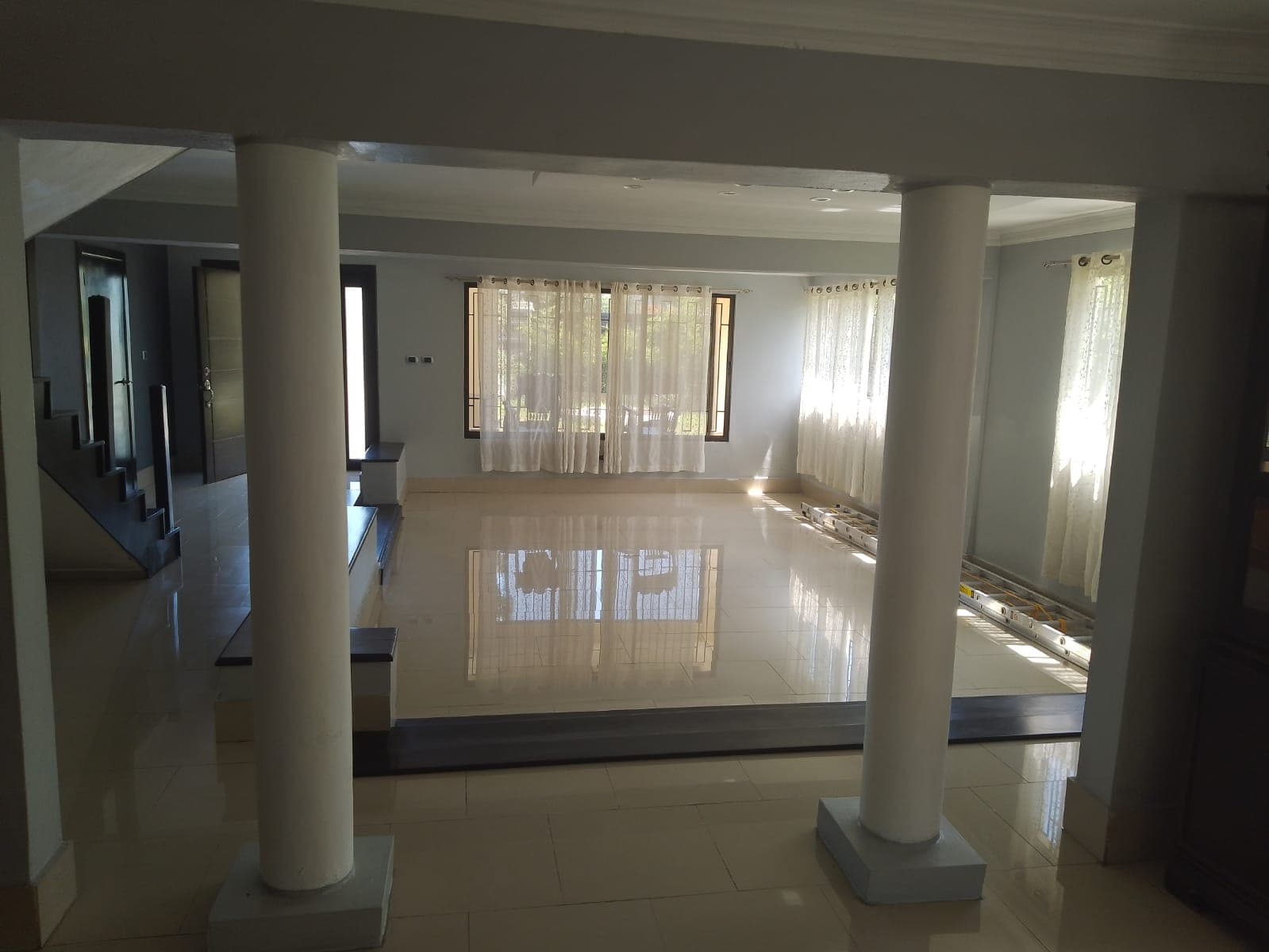 Casa en Venta con Piscina en Bonao - 1