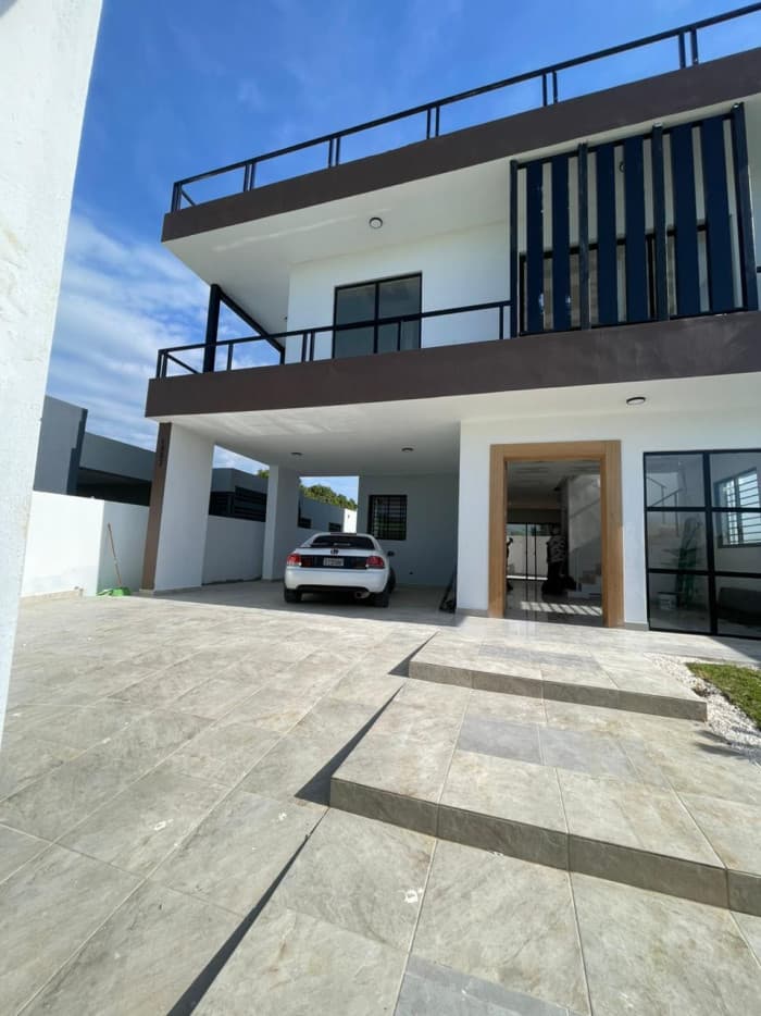 VENTA DE CASA FRENTE AL JARDIN BOTANICO SANTIAGO - 1