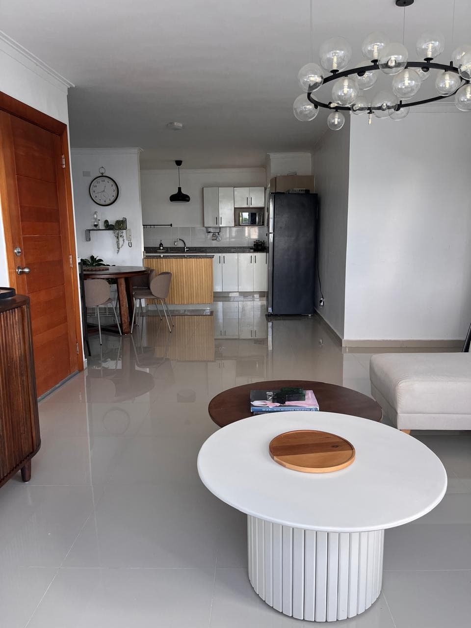 Venta de apartamento en la Jacobo Majlúta con terraza - 1