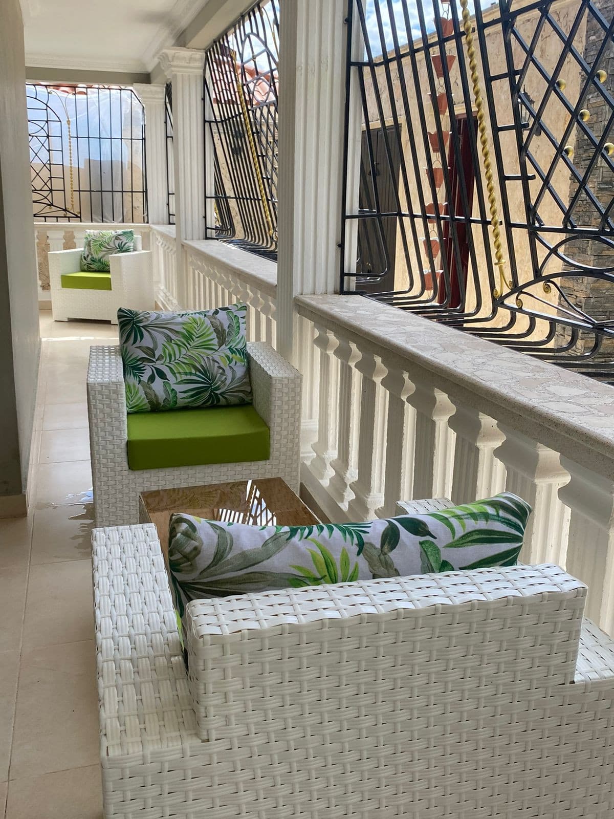 En venta y alquiler VILLA en San Cristóbal en Sante - 1