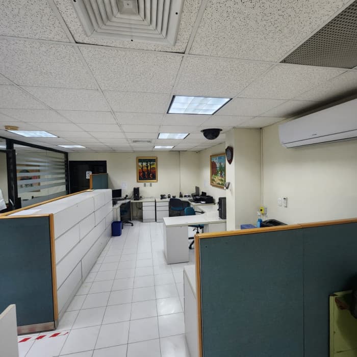 VENTA DE EDIFICIO COMERCIAL SANTIAGO DE LOS CABALLEROS - 1
