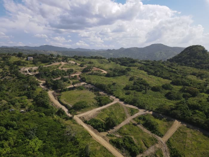 VENTA SOLARES EN PUERTO PLATA CON VISTA AL MAR - 1