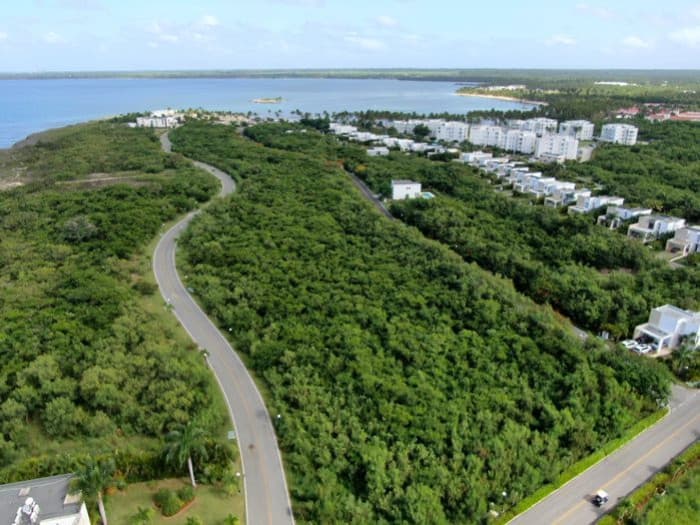Terreno en venta en Playa Nueva Romana 2,868.96 metros - 1