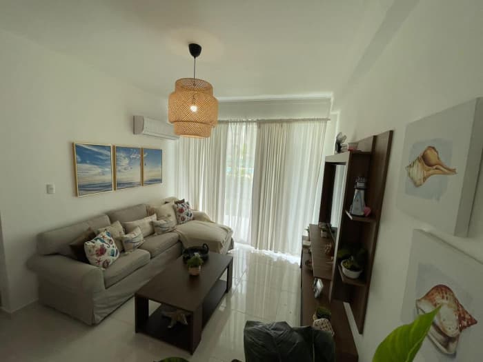 Apartamento Amueblado en Alquiler, 2 Hab. en Juan Dolio - 1