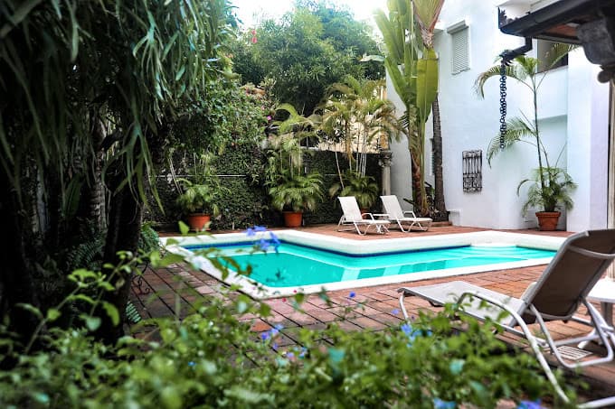 hotel en venta amueblado en la zona universitaria - 1