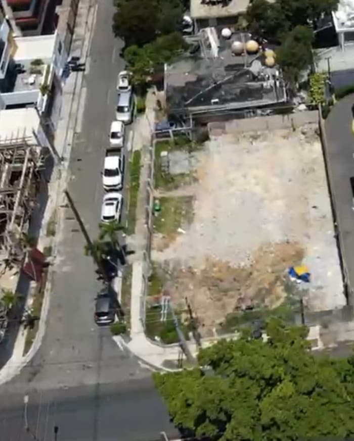 Terreno Comercial en Renta en Mirador Norte Santo Domingo - 1