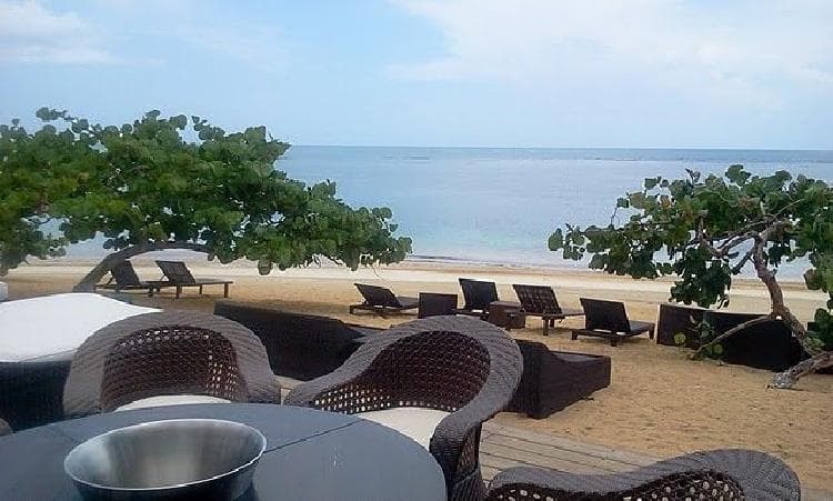 Apartamento en venta primera linea de playa Terrenas - 1