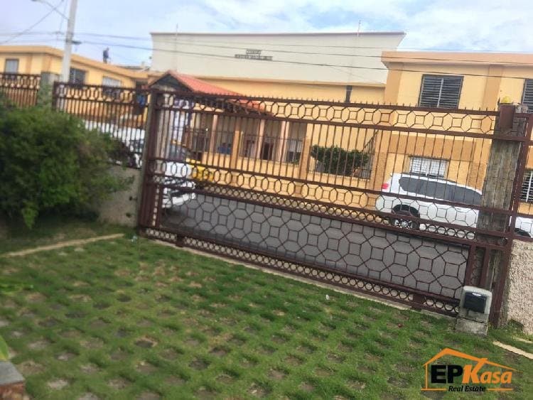 Casa de venta en Constanza de dos niveles, - 1