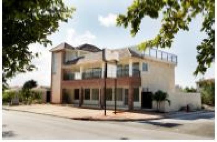 Vendo Plaza Comercial Para inversión en Bávaro - 1