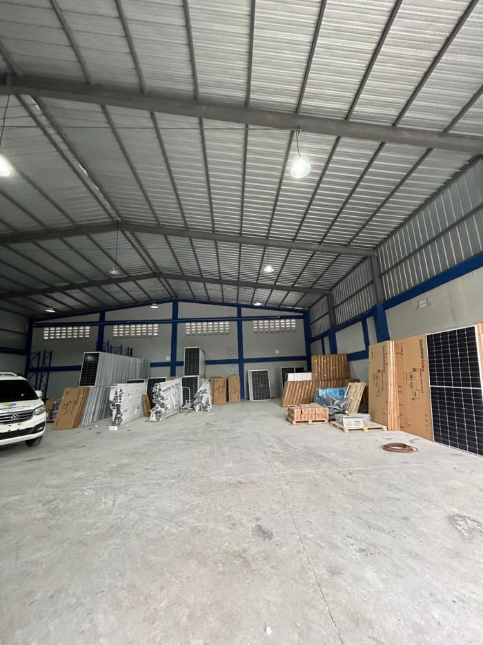 Se Alquila Nave Industrial, Villa Aura ave, Beisbolista - 1