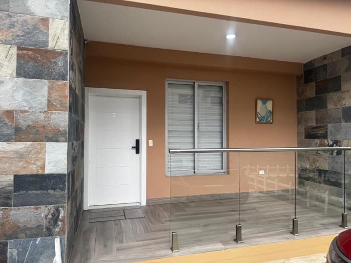 En Venta Hermosa Villa Amueblada en Boca Chica - 1