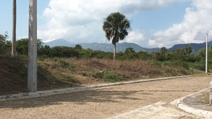 Venta de solares próximo a Padre Las Casa Santiago - 1