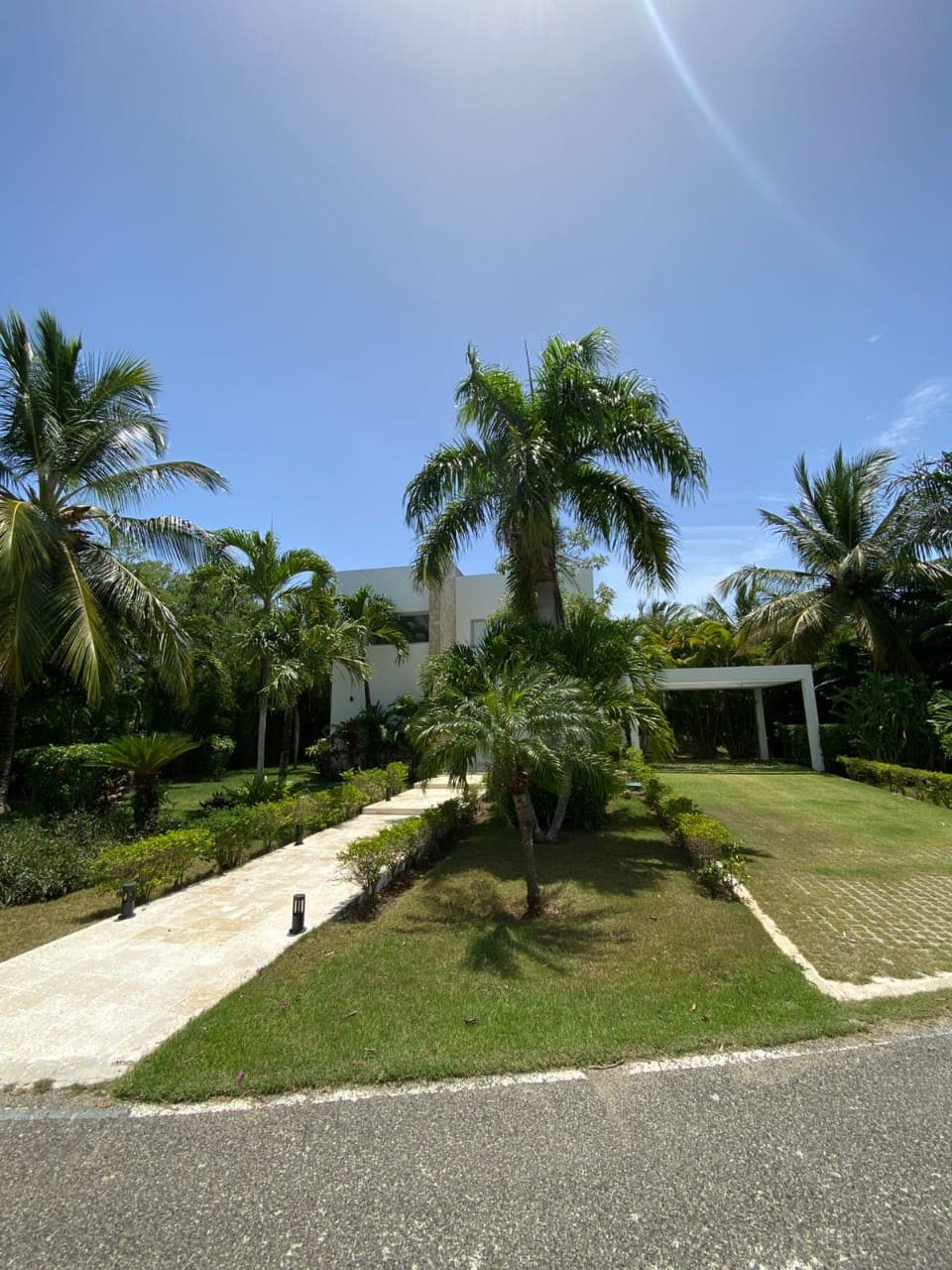Hermosa Villa en venta en Playa Nueva Romana - 1