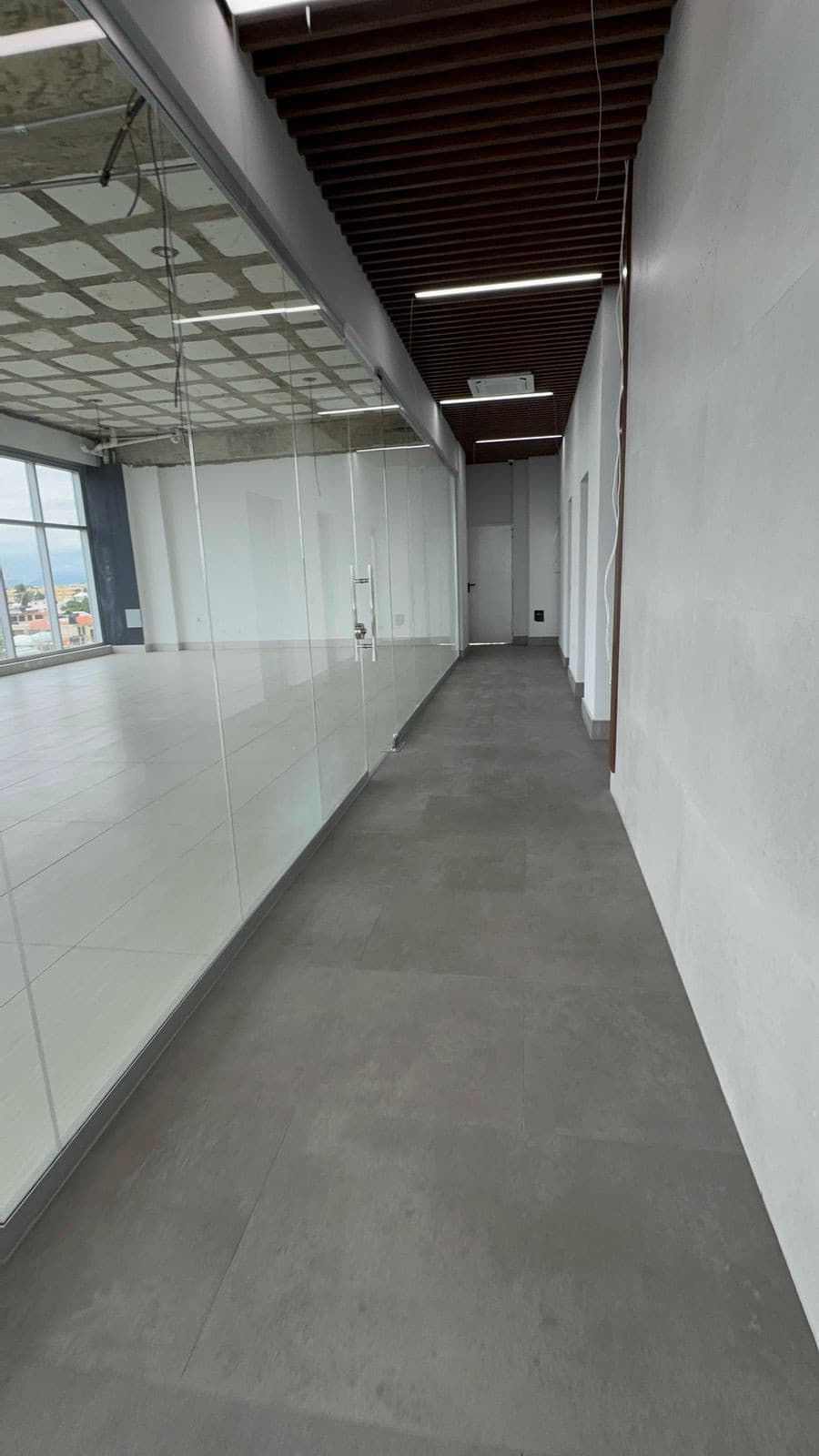 Local en Alquiler Primer Nivel en Urb Italia SDE - 1