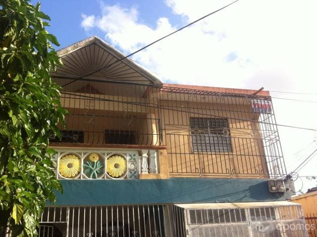Vendo Casa por motivo de viaje. - 1