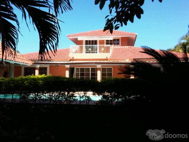 COMPRE UNA VILLA EN OFERTA - 1