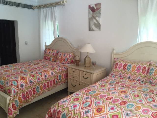 VILLA DE LUJO,TORTUGA BAY. PUNTA CANA (CORTO PLAZO) - 1