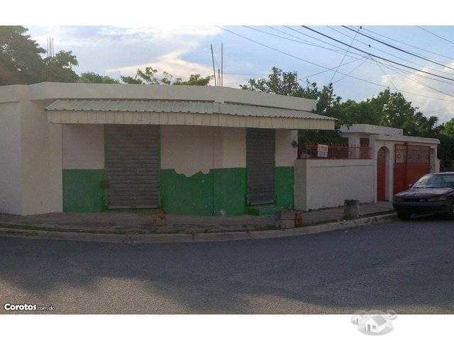 Vendo Local Comercial en Esquina con casa en Ciudad Satélite de oportunidad. - 1
