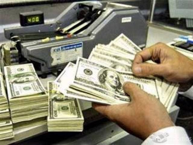 Ofrece para ayudar financiera - 1