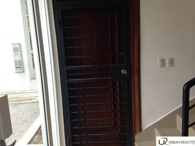 Apartamento en el Paraíso con cuatro habitaciones. - 1