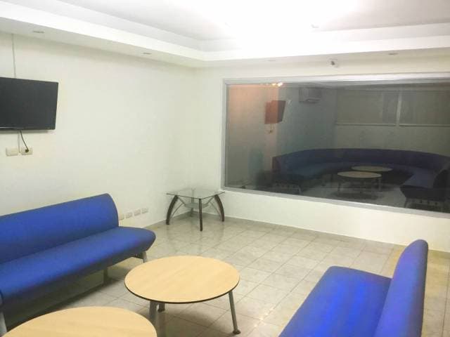 Edificio en venta ubicado en la Urbanización Fernández - 1