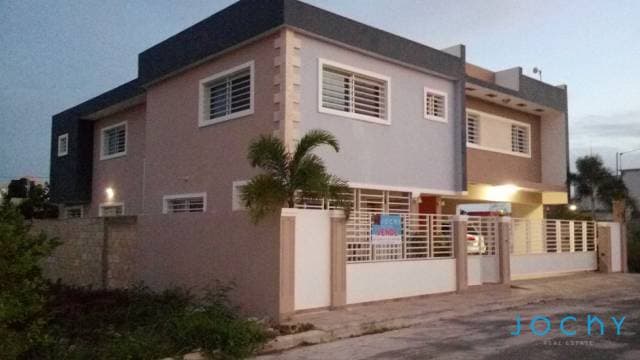 Jochy Real Estate, Vende Casa en las Orquideas, La Romana - 1