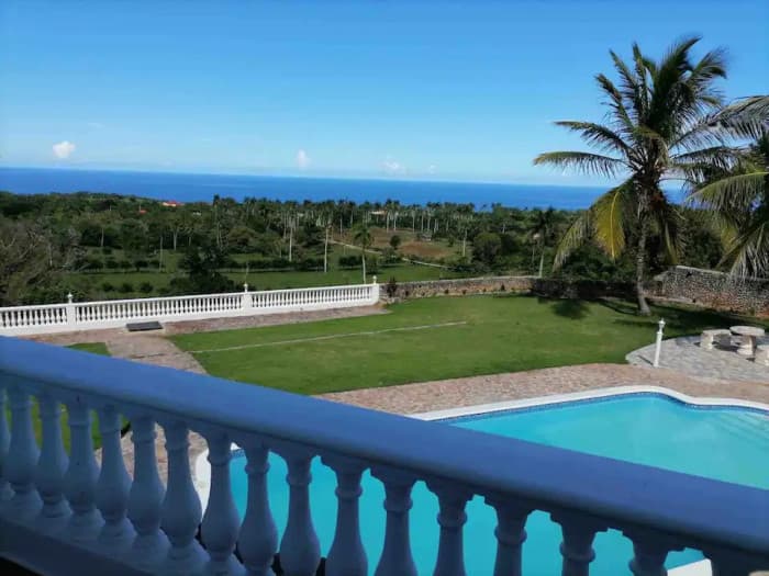 Villa en Venta Vista al Mar – Cabrera - 1