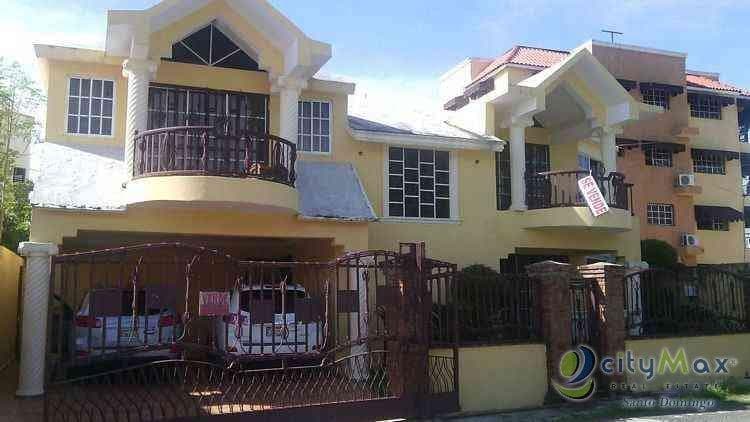 CASA EN VENTA EN VISTA HERMOSA SANTO DOMINGO REPUBLICA DOMINICANA - 1