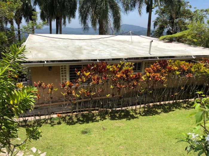 En Venta Villa en La Colonia San Cristobal - 1