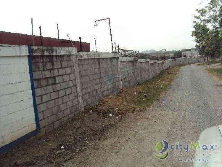 TERRENO COMERCIAL UBICADO EN LA AUTOPISTA DUARTE SANTO DOMINGO - 1
