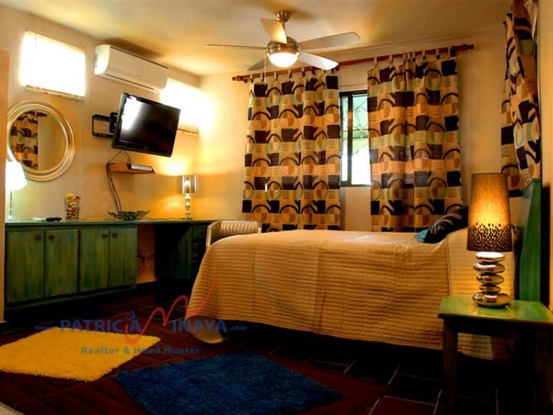 Vendo Hotel Zona Colonial - 1