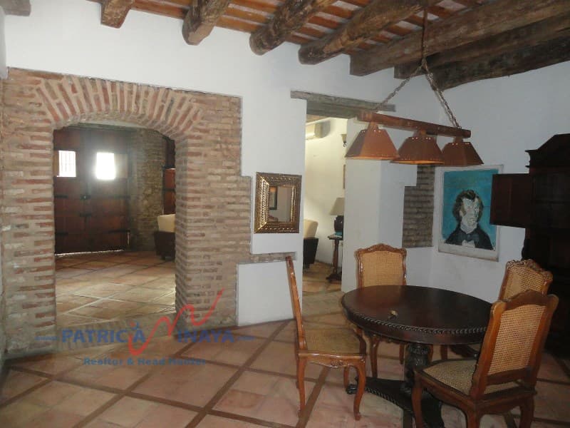 Alquiler de casa con terraza en Zona Colonial, Santo Domingo. - 1